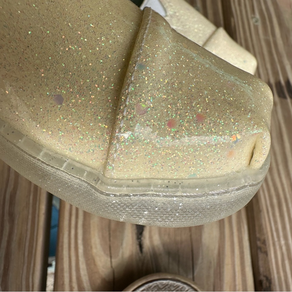 TOMS GIRLS shoes bundle slip on size 1 - Picture 3 of 5